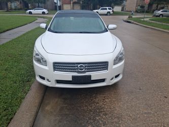 2011 Nissan Maxima ...Fully Loaded....Runs Great.. .Ice-Cold A/C. ..Clean