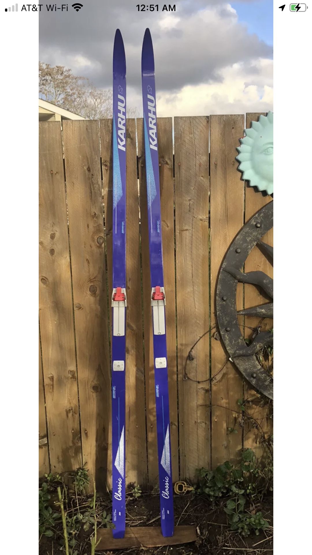 Karhu Bearclaw Waxless 205cm Classic Cross Country Ski Salomon Flex 105 Binding