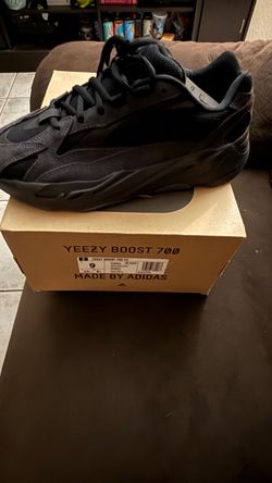 Yeezy Boost 700 V2