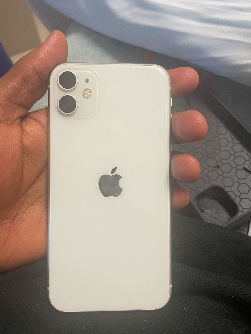 iPhone 11