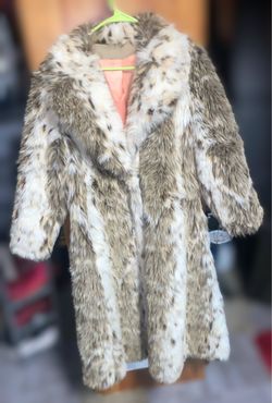 Beautiful Size 14 Faux Fur Coat