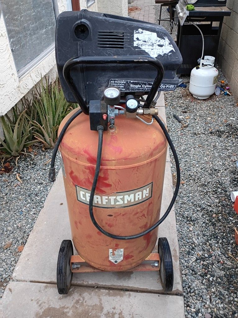 Craftsman Air Compressor 33 gallon