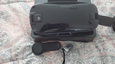 Vr Gear with controller, Samsung