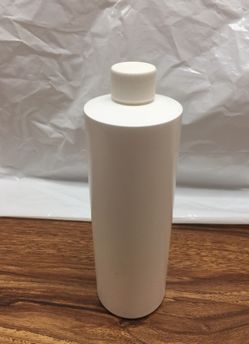 White 16oz plastic containers 300