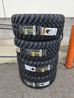 33x12.50R20  Nitto Trail Grappler tires.