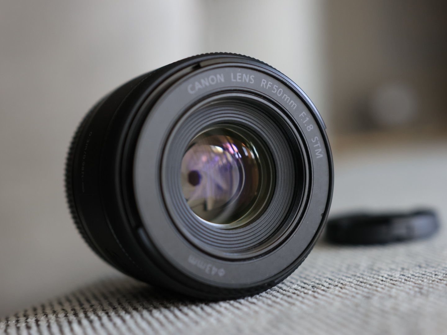 Canon RF 50mm f/1.8 STM Lens 