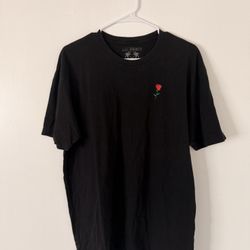 Riot Society Embroidered Black Tee 🌹