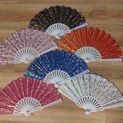 Hand Fan 🪭      *BUY 3 FOR $5*