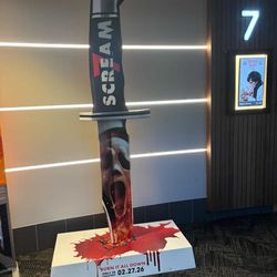 Scream 7 movie theater prompt