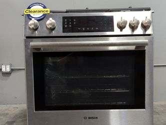 Bosch 800 Series 30'' 4.8 cu. Ft. 5 Burner Slide-In Gas Range with True Convection, Self-Cleaning Oven - Stainless Steel (HGI8056UC-D-1154)