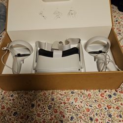 Oculus 2  - Still Like New, In Box!