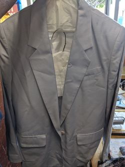 J Envie New York woman's jacket and skirt