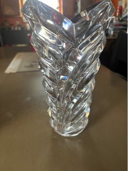 MIKASA Crystal Wyndham Pattern 9" Vase
