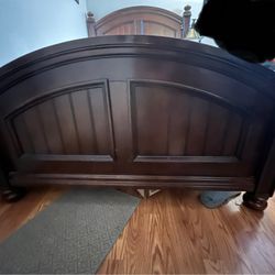 Wooden Bed Frame - Size FULL