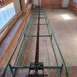 22 Ft Hayladder 