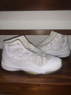 Jordan Metallic 11 size 4.5