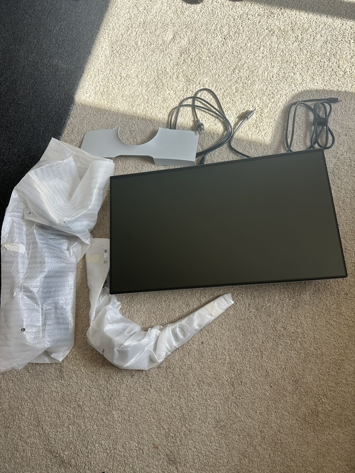 🎮 Alienware AW2721D – 27" QHD 240Hz Gaming Monitor – G-SYNC Ultimate – $360