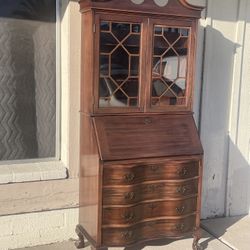 Gorgeous Antique Chippendale Style Mahogany Wood Clawfoot Secretary’s Desk