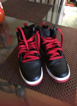 Tenis