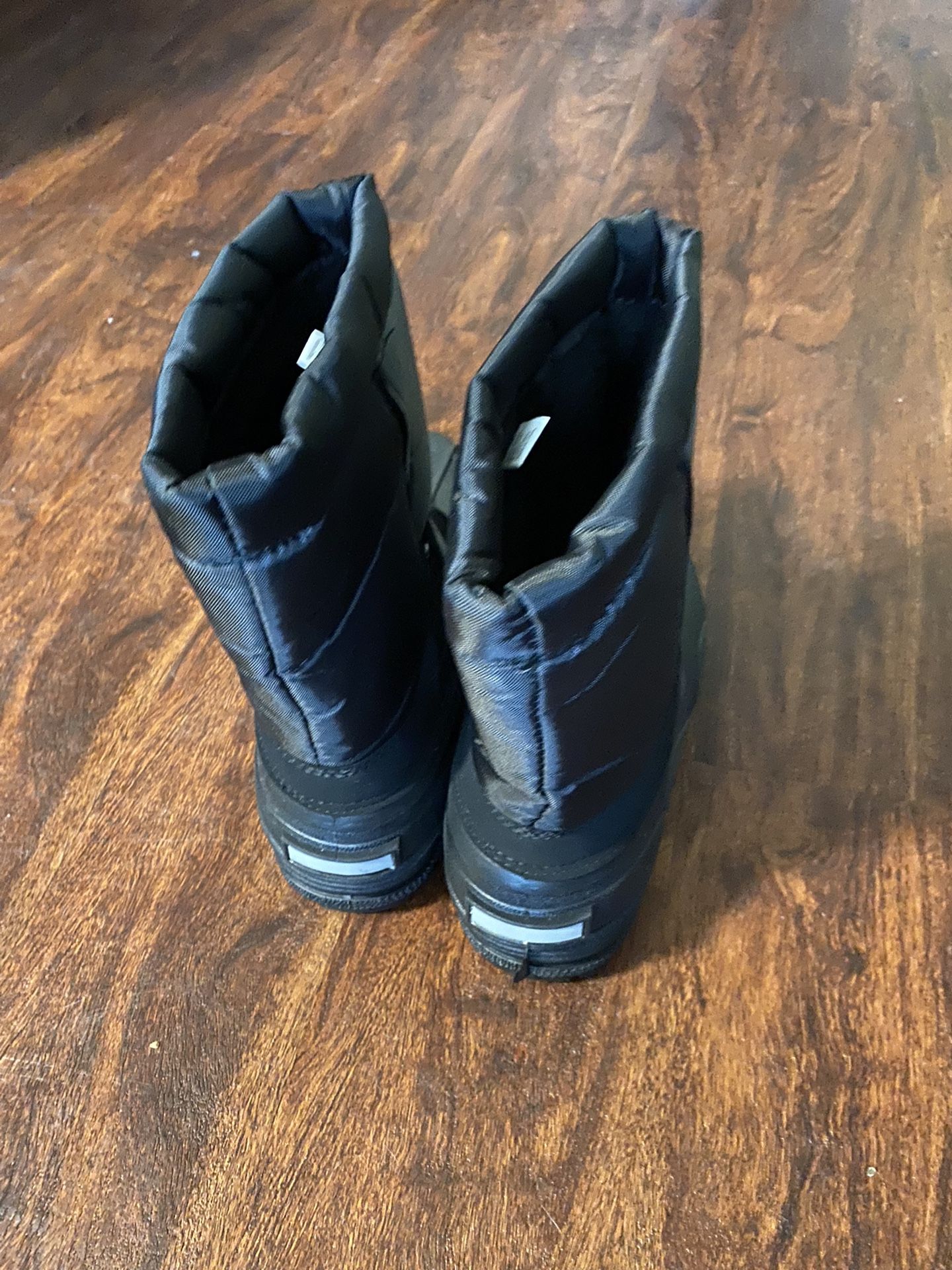 Men’s  rain boots size 12