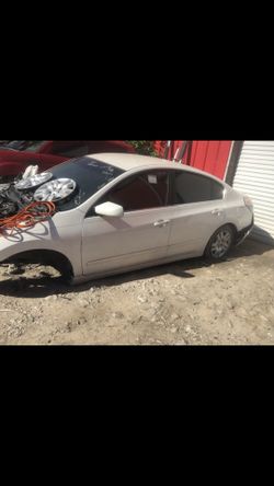 2009 NISSAN ALTIMA (PARTS)
