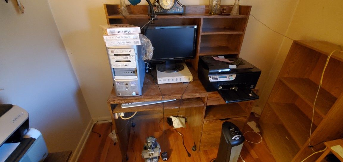 Computer Desk
