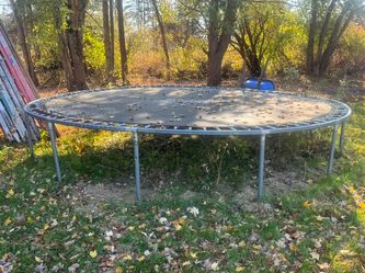 FREE 15 ft Trampoline — You Take It Apart & Haul It Away