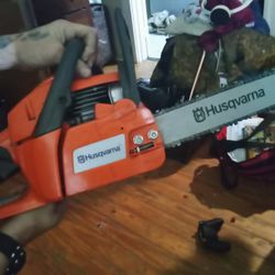 Husqvarna Chainsaw 