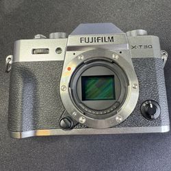 Fujifilm XT-30ii Camera Silver [Body Only]