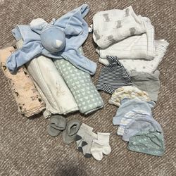 🧸 BABY ESSENTIALS BUNDLE (20 pcs) - Swaddles, Hats & More