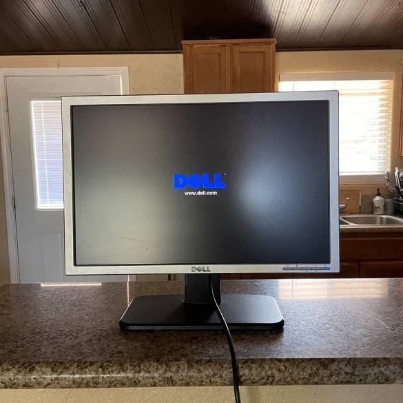 Dell UltraSharp 1907FP 19” Monitor