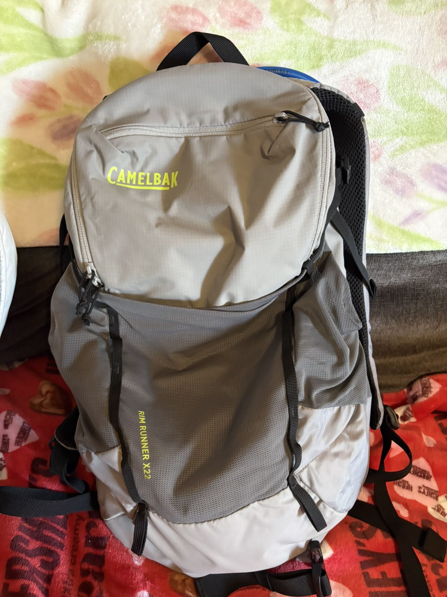 Camelbak Rim Runner X22
