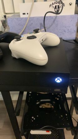 Xbox one X 1 TB