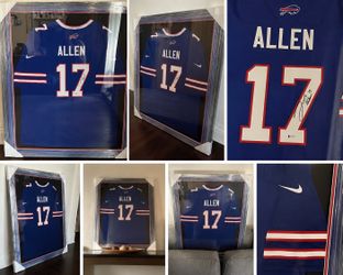 Josh Allen Signed Buffalo Bills #17 Jersey Framed Beckett Witnessed BAS