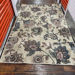 100% Nylon Area Rug  19006 Blossom Jacobean Garden Size: 60in x 96 in