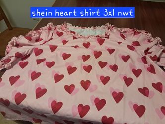 SHEIN Heart Print Top Size 3XL