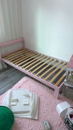 Twin IKEAbed frame