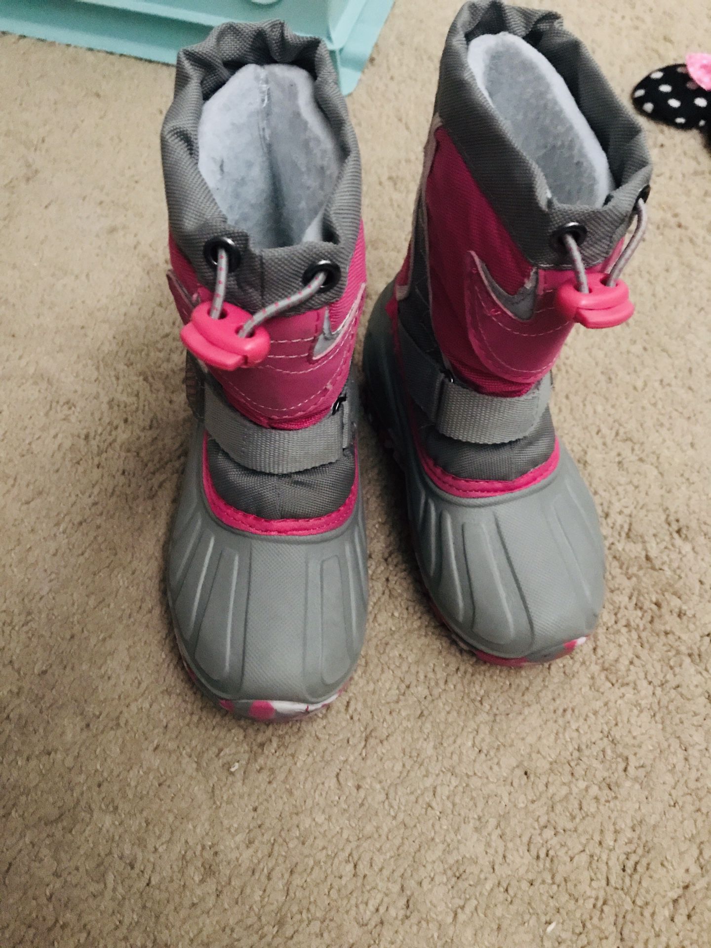 Snow boots toddler girl size 7