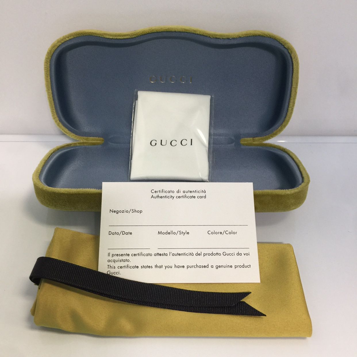 New Gucci GG0570O 005 Black Plastic Cateye Eyeglasses 52mm