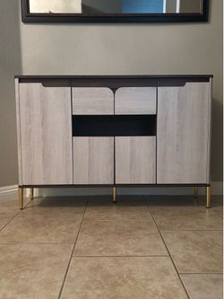 Sideboard storage cabinet