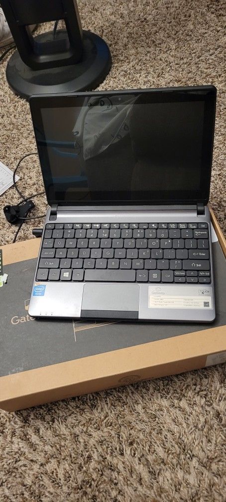 Gateway LT Laptop Touch