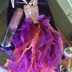 Sanderson’s Which Custom