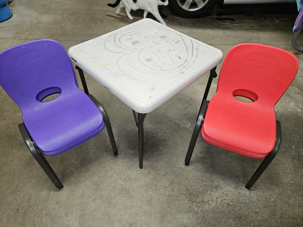 Lifetime Table And 4 Chairs