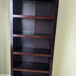 Bookshelf 