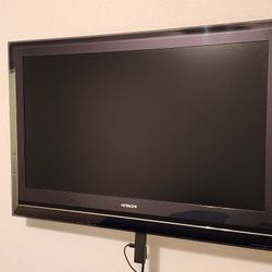 32" Hitachi TV 
