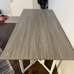 Extendable Dining Table
