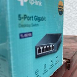 TL-SG105  5-Port Gigabit Desktop Switch New