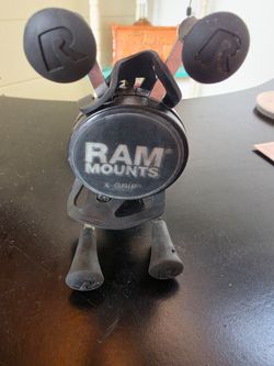 RAM Handlebar-mounted Phone Mount