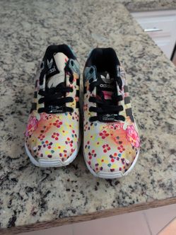 Adidas torsion size 7.5