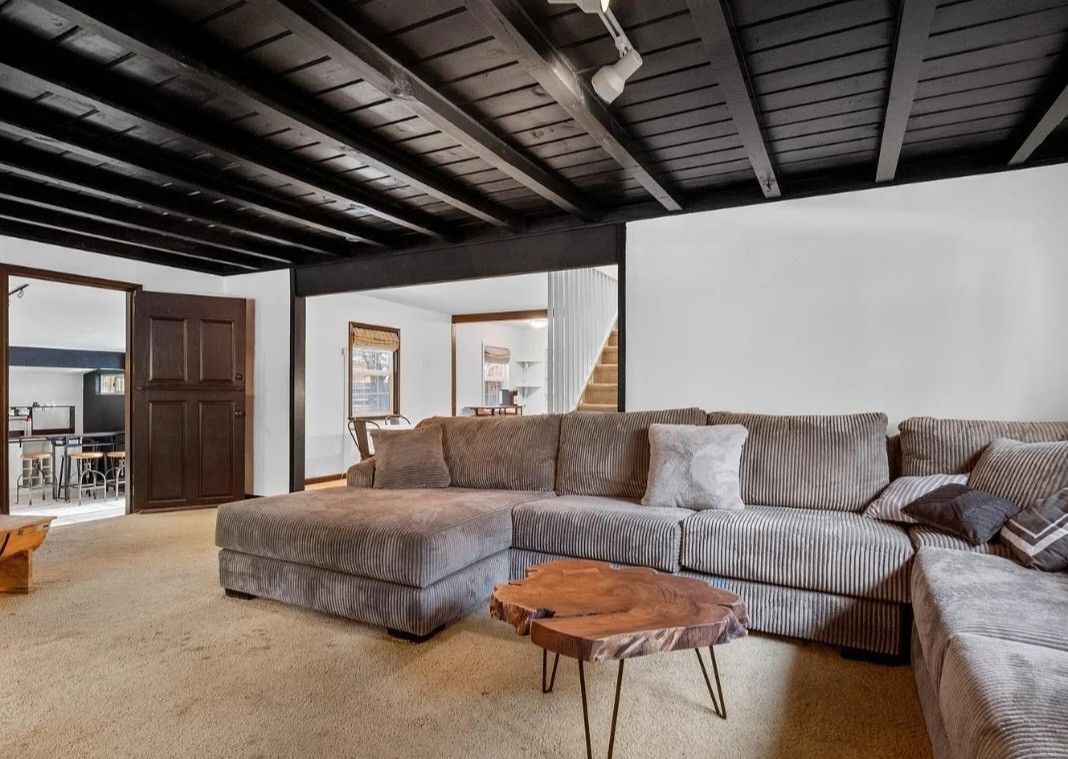 Brand New Comfy Sectioanl Couch